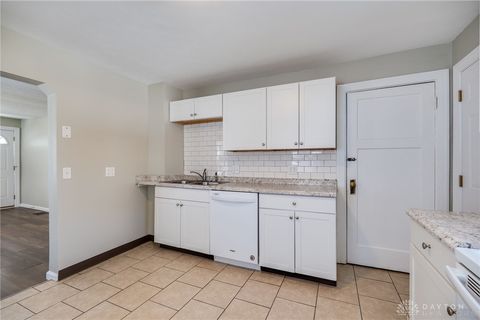 Tiny photo for 1025 Weng Avenue, Dayton, OH 45420 (MLS # 945559)