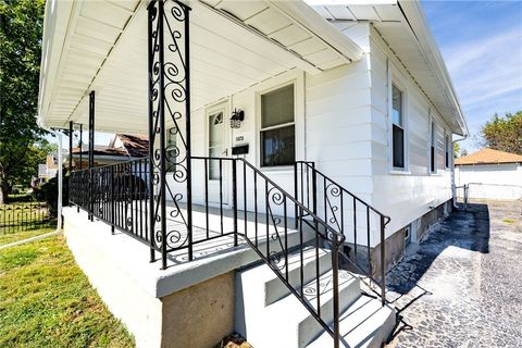 Tiny photo for 1025 Weng Avenue, Dayton, OH 45420 (MLS # 945559)