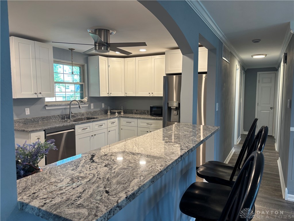 4367 Helena Court, Springfield, Ohio image 10