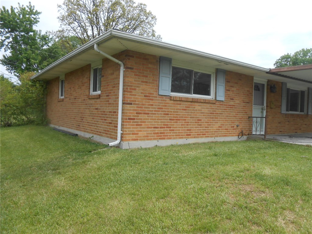 2219 Stop 8 Road