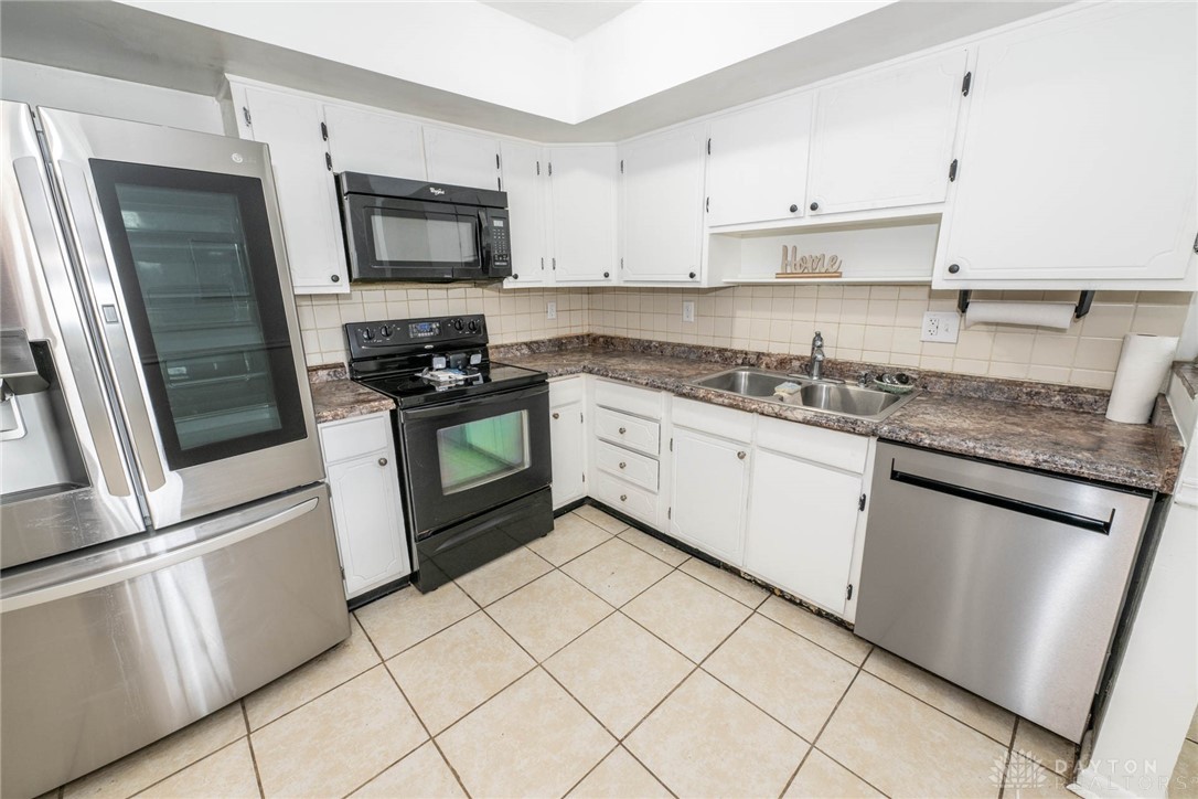 6137 Rosecrest Drive, Dayton, Ohio image 15