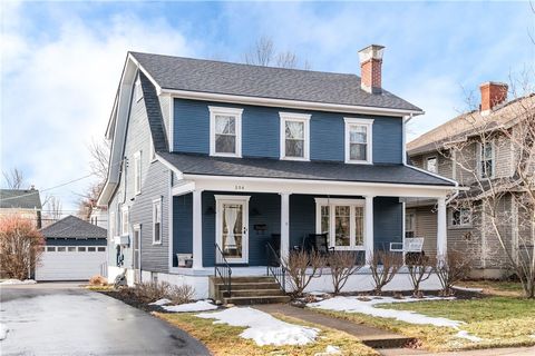 Photo of 304 Forrer Boulevard, Oakwood, OH 45419 (MLS # 952292)