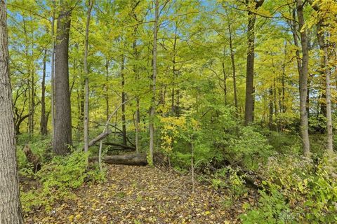 Tiny photo for 5513 Superior Court, Fairfield Twp, OH 45011 (MLS # 946520)