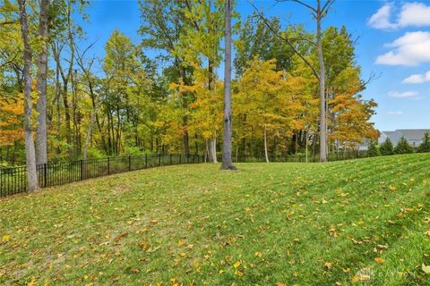 Tiny photo for 5513 Superior Court, Fairfield Twp, OH 45011 (MLS # 946520)