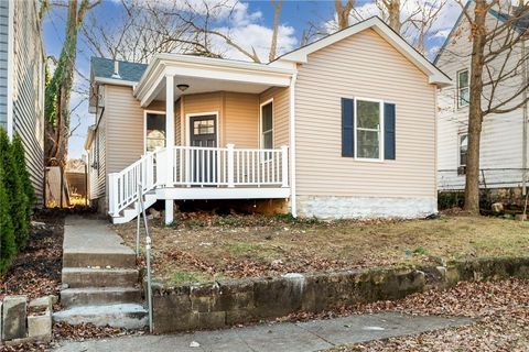 Photo of 4612 Ward Street, Cincinnati, OH 45227 (MLS # 947541)