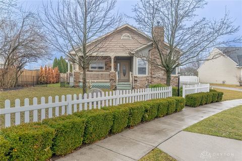 Photo of 7401 Ballauer Place, Huber Heights, OH 45424 (MLS # 953091)