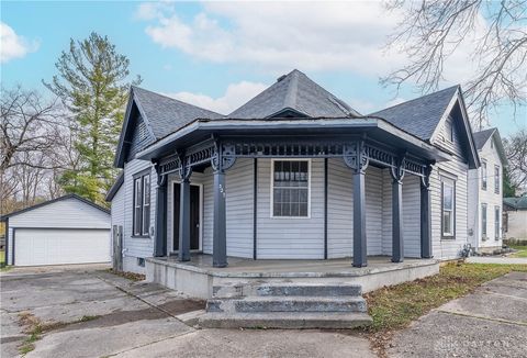 Photo of 327 Home Avenue, Xenia, OH 45385 (MLS # 951846)