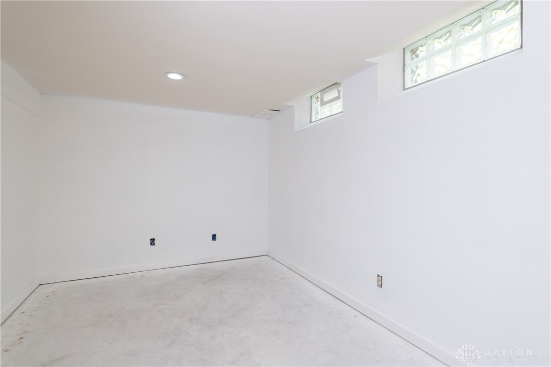 3137 Braddock Street, Kettering, Ohio image 28