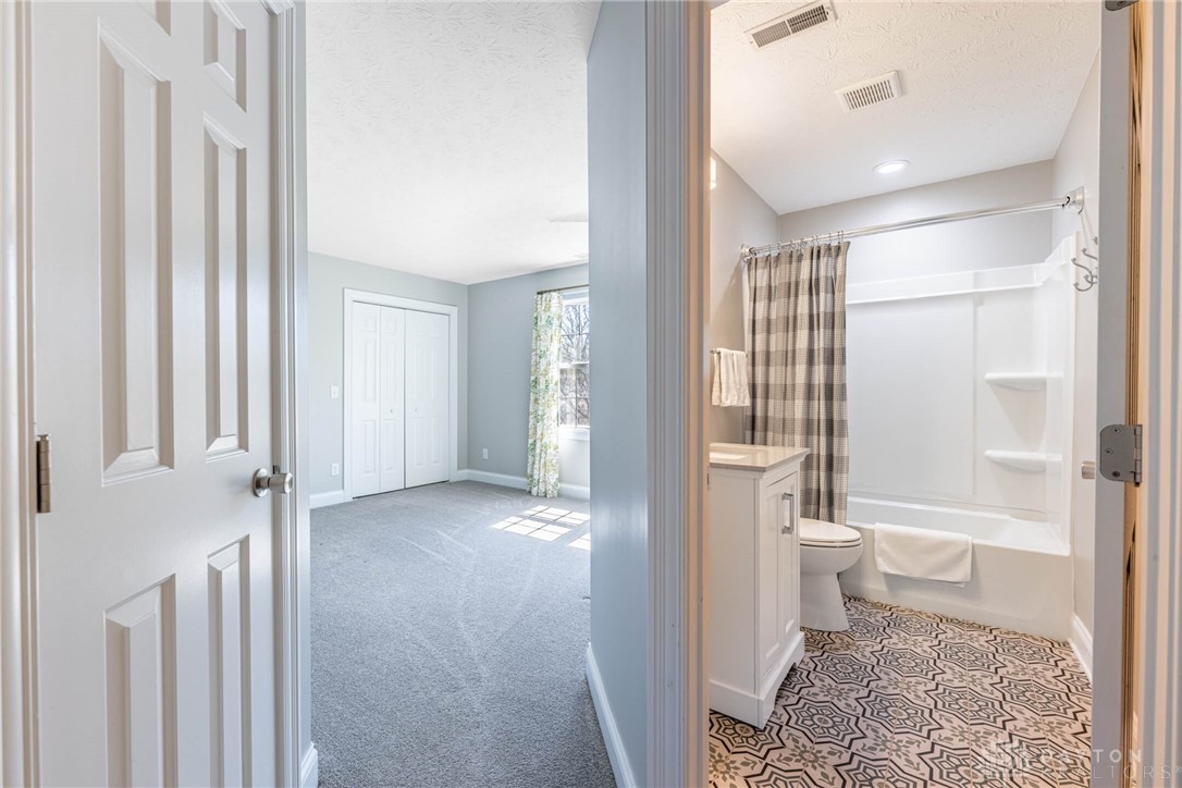 3444 Baronwood Boulevard, Dayton, Ohio image 30