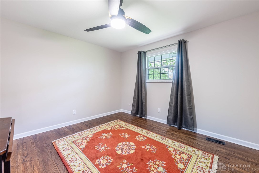 2318 Lantern Hill Drive, Dayton, Ohio image 38