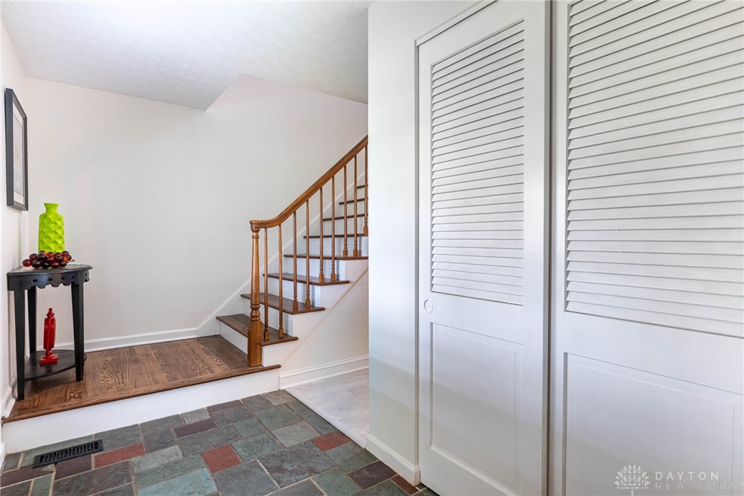 2318 Lantern Hill Drive, Dayton, Ohio image 22