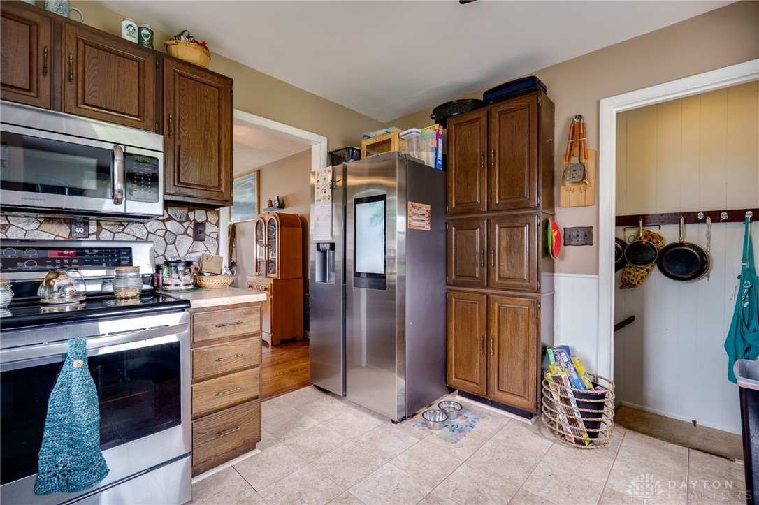 1022 Adams Street, Fairborn, Ohio image 11