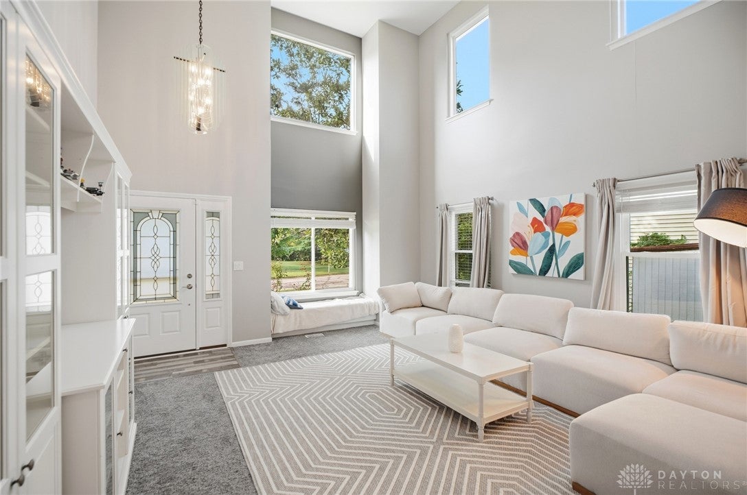 2906 Columbia Trail