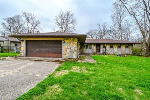 Homes For Sale - 3223 Ravenwood Road<br/> Fairborn, OH 45324