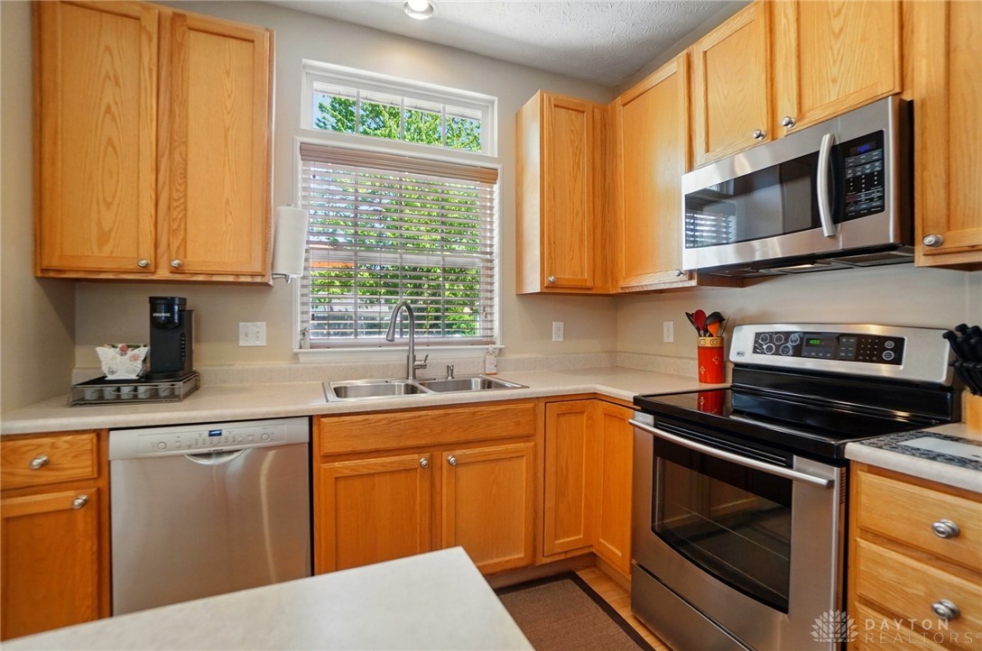 1045 Umbreit Court, Miamisburg, Ohio image 18