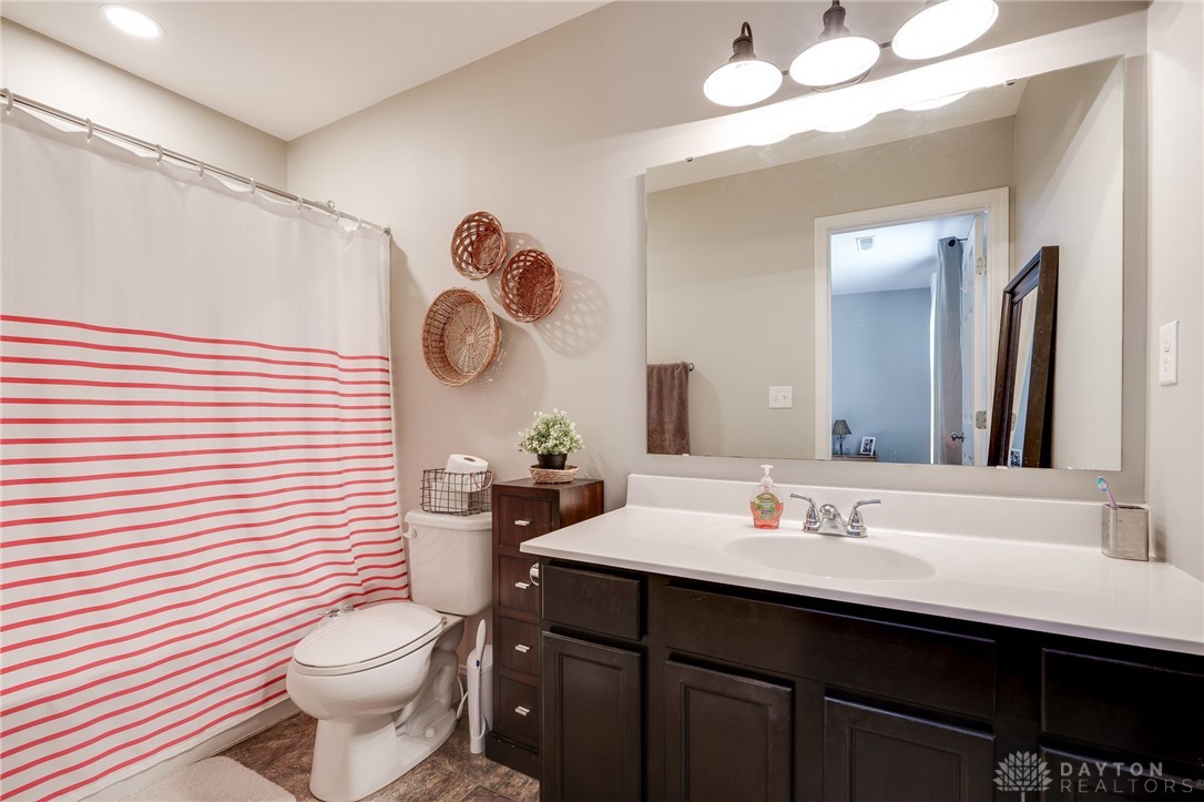 47 Shady Pines Avenue, Springboro, Ohio image 24