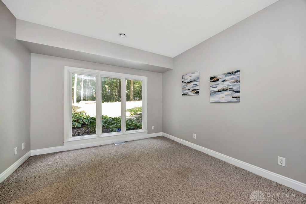 5530 Beejay Court, Dayton, Ohio image 38