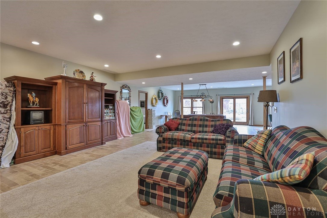 Residential, Clarksville, Ohio image 46