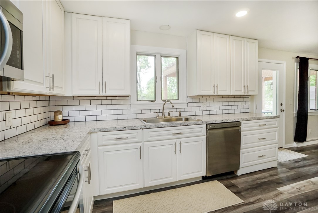 7387 Robin Drive, Maineville, Ohio image 17