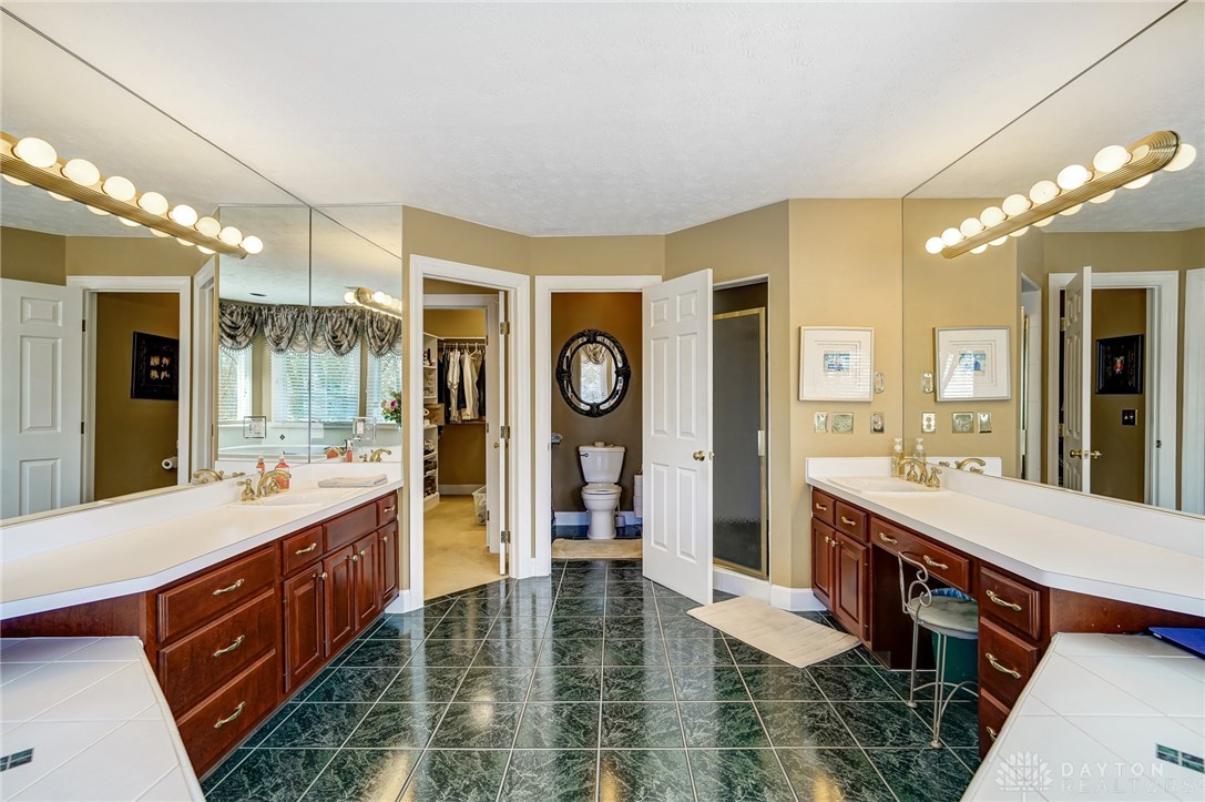 4649 Schrubb Drive, Dayton, Ohio image 37