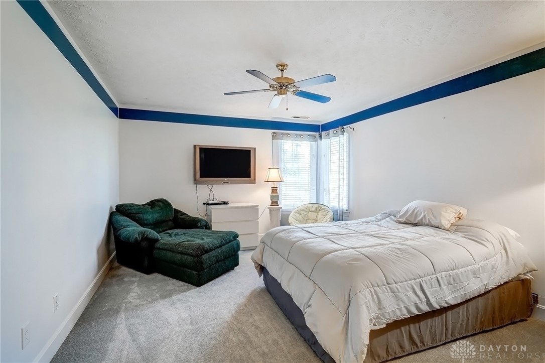 4649 Schrubb Drive, Dayton, Ohio image 43
