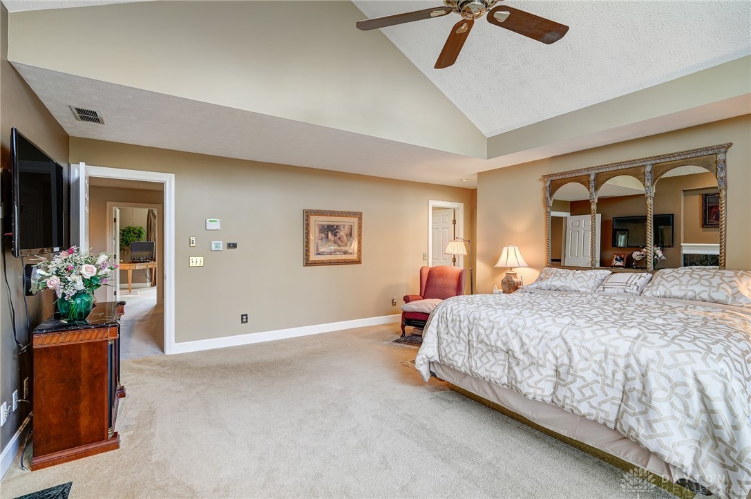 4649 Schrubb Drive, Dayton, Ohio image 32