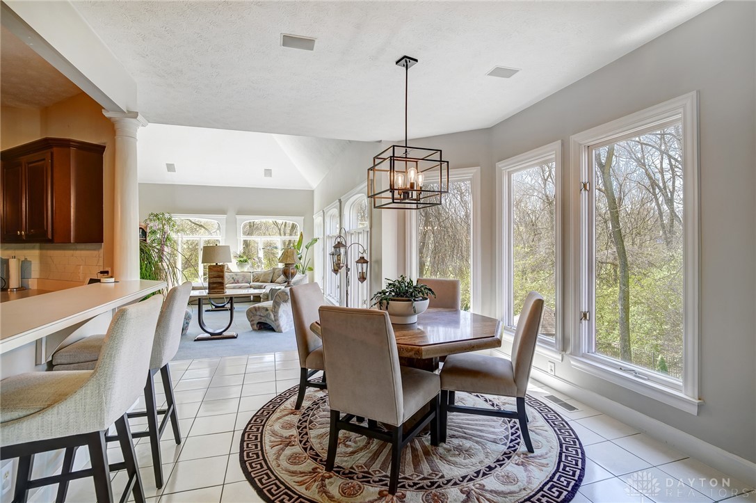 4649 Schrubb Drive, Dayton, Ohio image 19