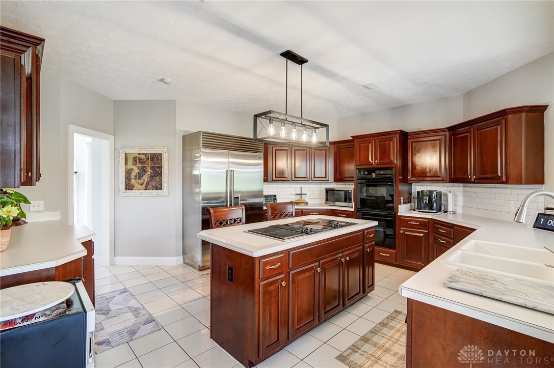 4649 Schrubb Drive, Dayton, Ohio image 15