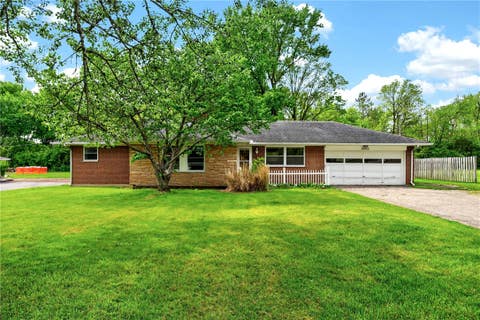Homes For Sale - 9860 Wolf Creek Pike<br/> Dayton, OH 45426