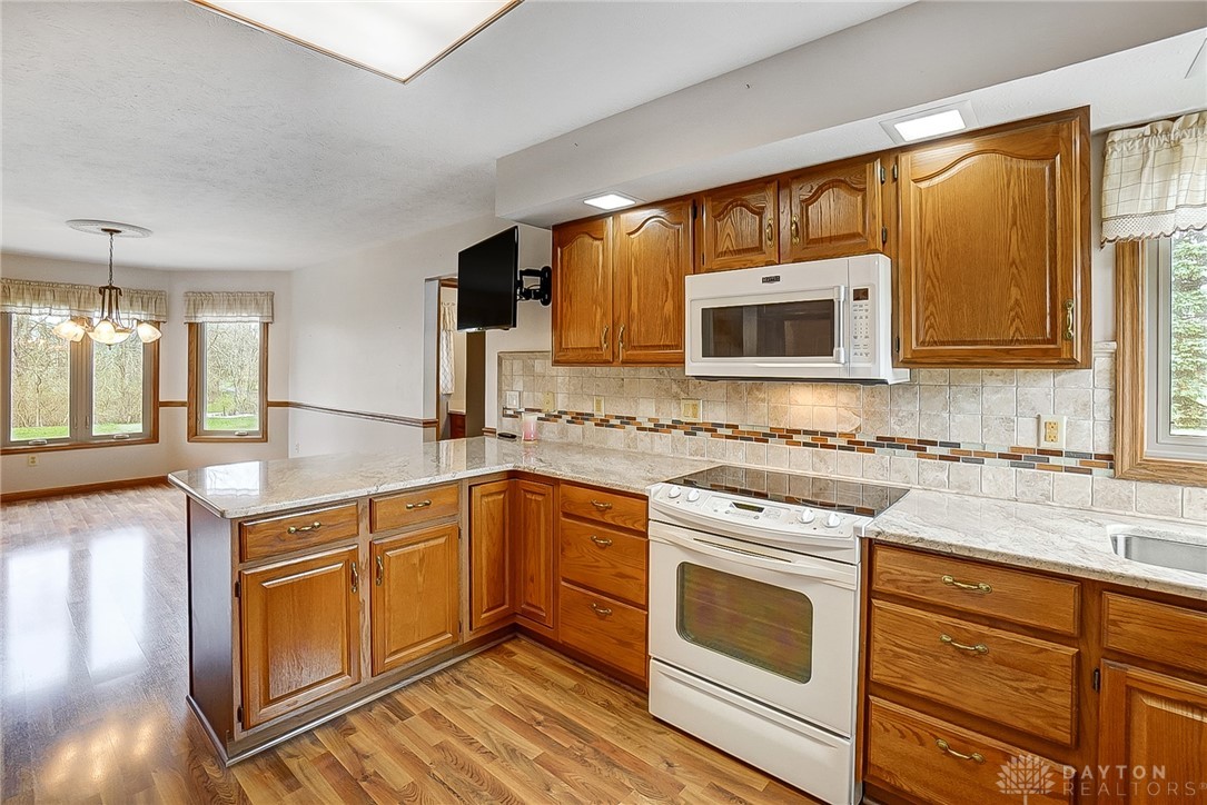1733 W Old 122 Road, Lebanon, Ohio image 12