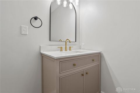 Tiny photo for 5165 Wilmington Pike, Dayton, OH 45440 (MLS # 947064)