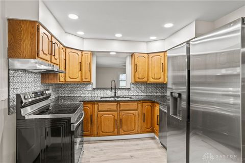 Tiny photo for 5165 Wilmington Pike, Dayton, OH 45440 (MLS # 947064)