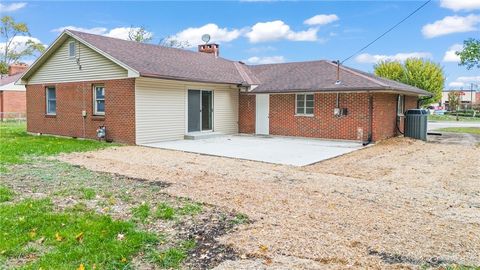 Tiny photo for 5165 Wilmington Pike, Dayton, OH 45440 (MLS # 947064)