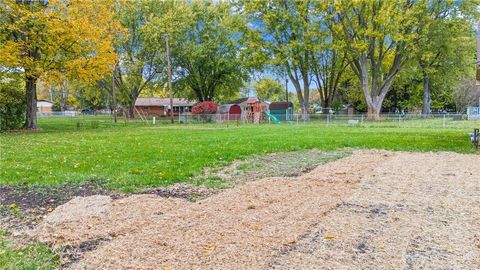 Tiny photo for 5165 Wilmington Pike, Dayton, OH 45440 (MLS # 947064)