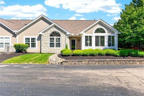Photo of 1544 Turnberry Village Drive, Centerville, OH 45458 (MLS # 958826)