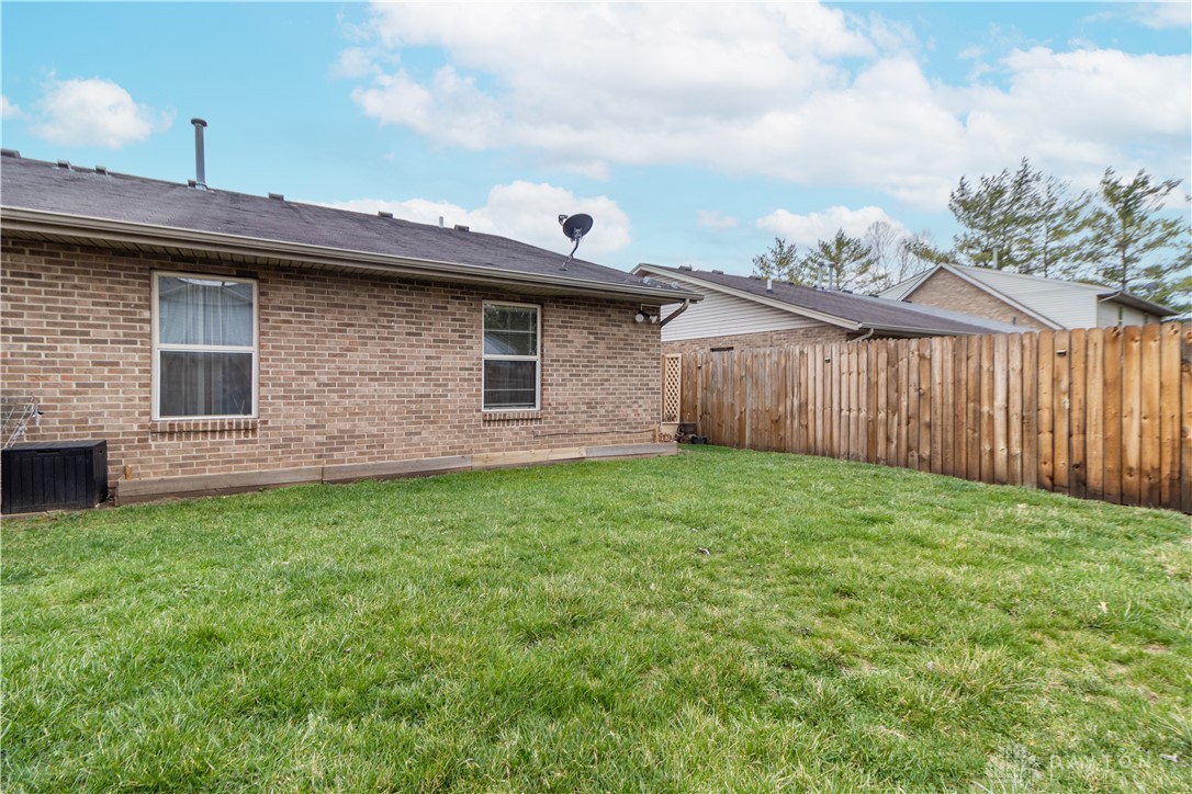976 Pom Court #B ON LEFT SIDE, Trenton, Ohio image 14