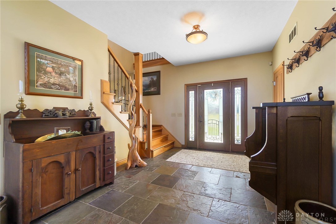 5176 Thomas Drive, Waynesville, Ohio image 9