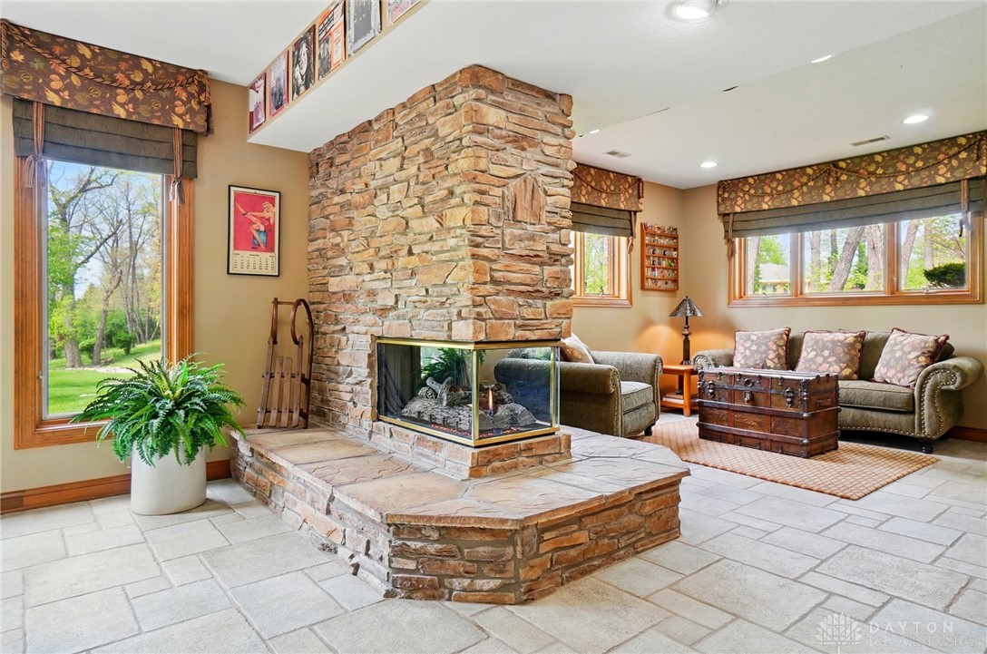 1585 Oakwood Trail, Beavercreek Township, Ohio image 46