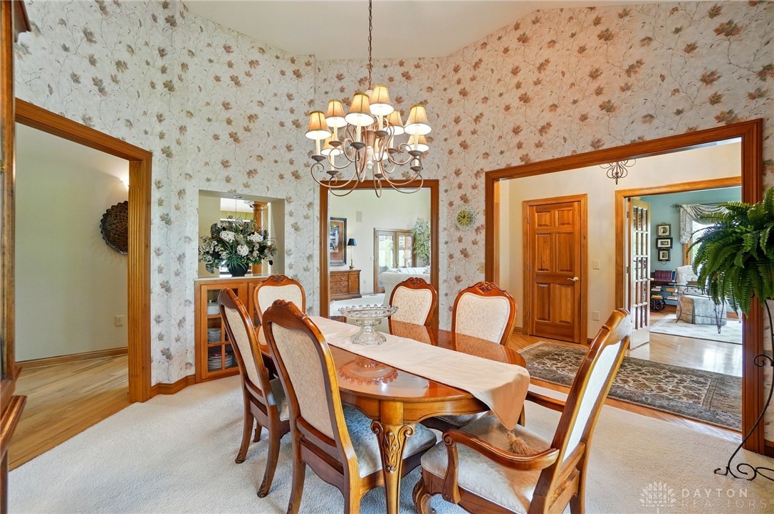 1585 Oakwood Trail, Beavercreek Township, Ohio image 15