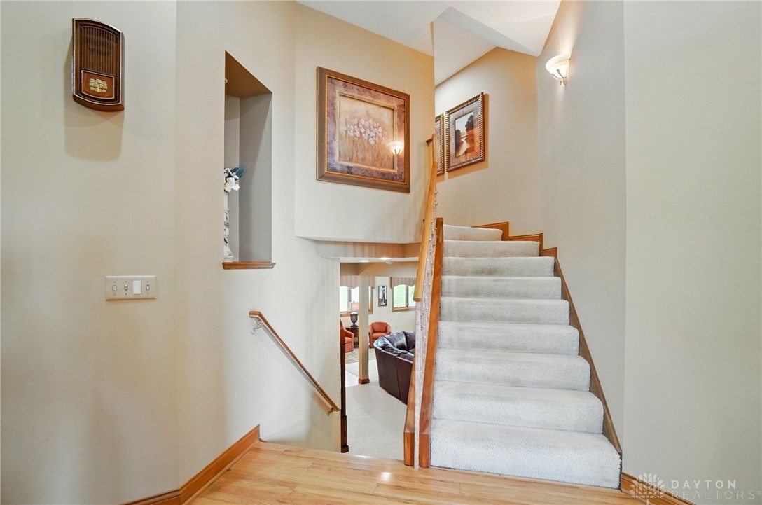 1585 Oakwood Trail, Beavercreek Township, Ohio image 27