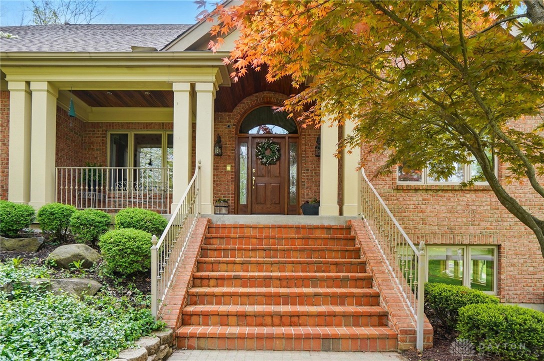 1585 Oakwood Trail, Beavercreek Township, Ohio image 10
