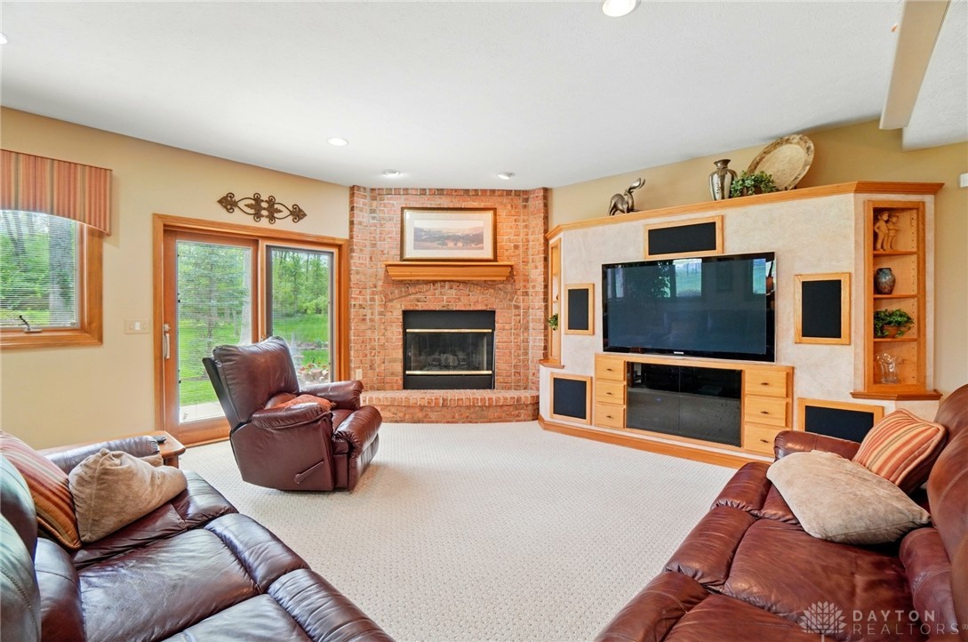 1585 Oakwood Trail, Beavercreek Township, Ohio image 41
