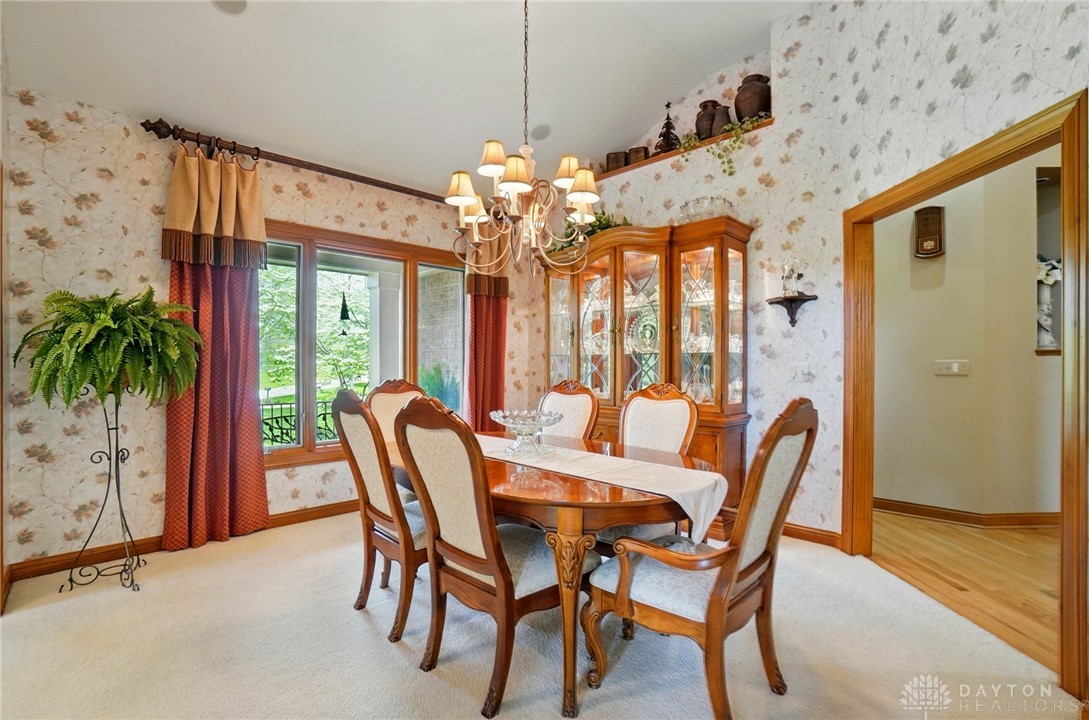 1585 Oakwood Trail, Beavercreek Township, Ohio image 16