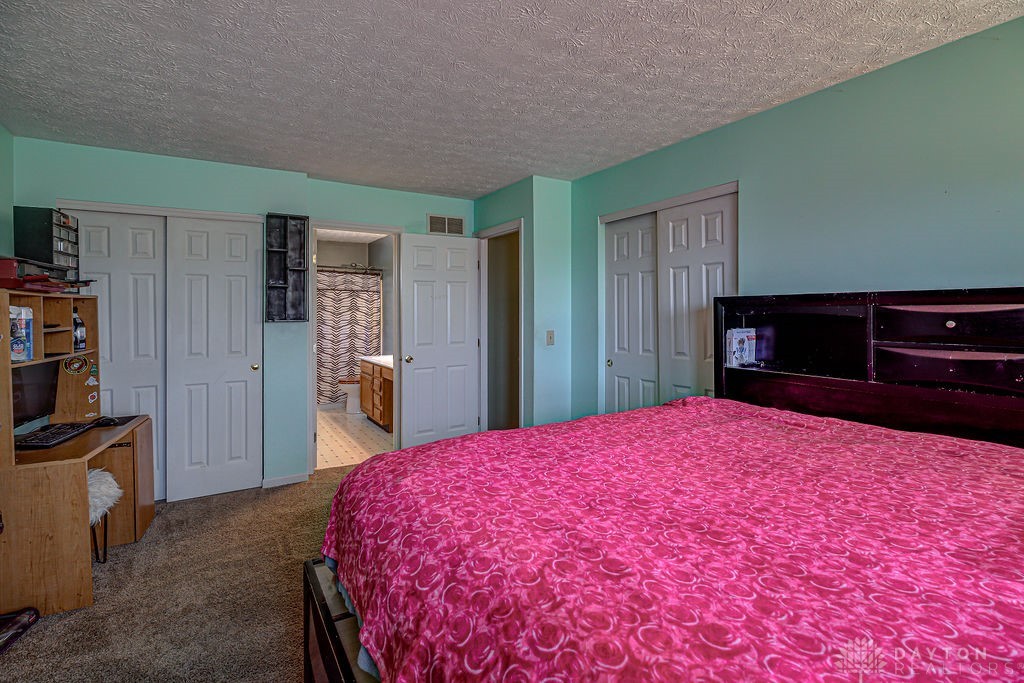 930 E Branch Court, Trenton, Ohio image 13