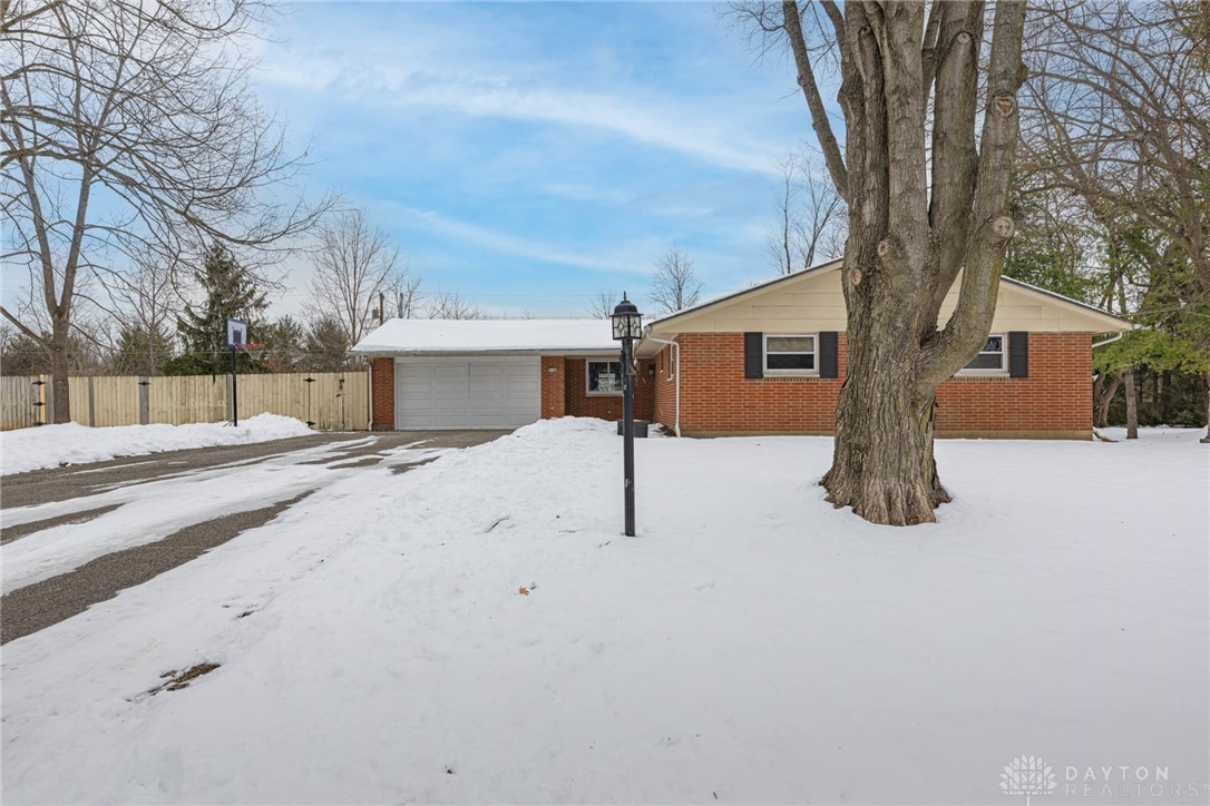 3146 Patsie Drive, Beavercreek, Ohio image 2