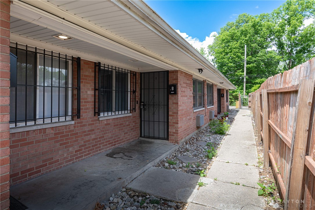 Dayton, Ohio 45402, United States, 1 Bedroom Bedrooms, ,1 BathroomBathrooms,Residential,Active,233008