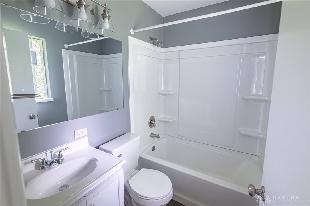 Dayton, Ohio 45402, United States, 1 Bedroom Bedrooms, ,1 BathroomBathrooms,Residential,Active,233008