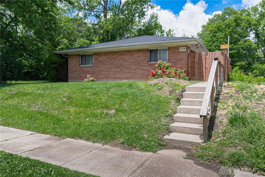 Dayton, Ohio 45402, United States, 1 Bedroom Bedrooms, ,1 BathroomBathrooms,Residential,Active,233008