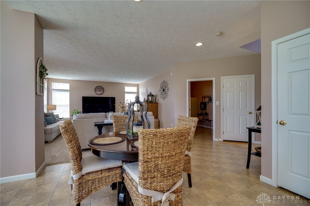 476 Stanton Drive, Springboro, Ohio image 15
