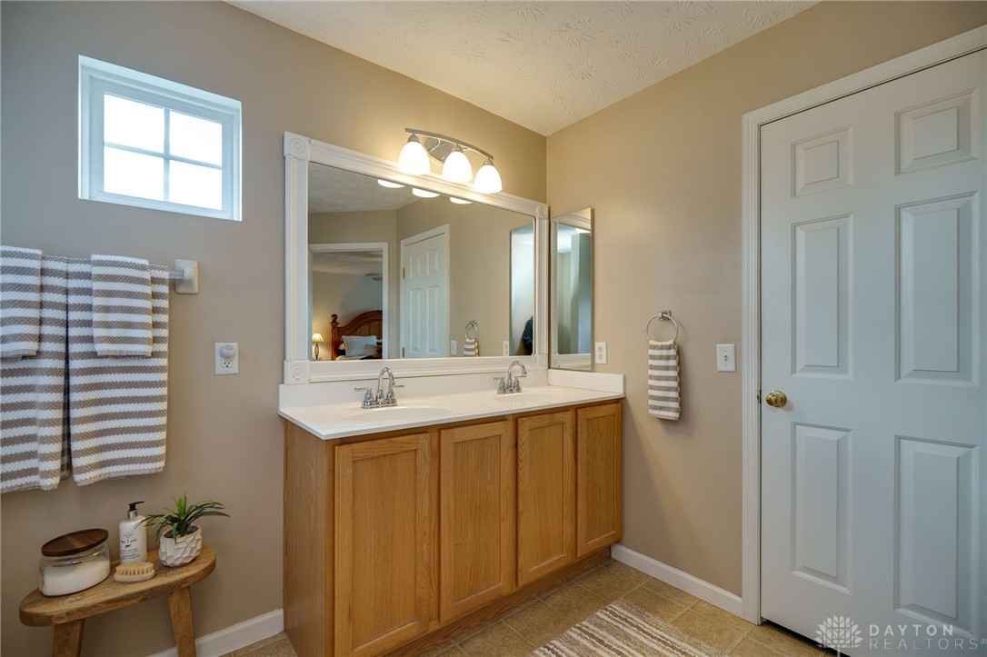 476 Stanton Drive, Springboro, Ohio image 34